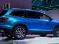 2016 Honda Pilot side 2.jpg
