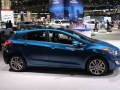 2016 Hyundai Elantra GT side view.jpg