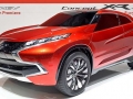 2016 Mitsubishi XR-PHEV II concept front view.jpg