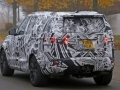 2017 Land Rover Disco spy photos 2