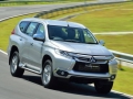 2017 Mitsubishi Shogun front view