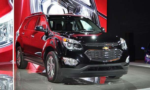 2016 Chevrolet Equinox front view