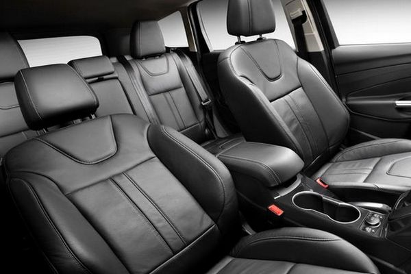 2016 Ford Escape Hybrid back interior