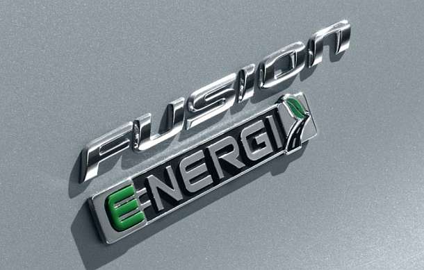 2016 Ford Fusion Hybrid logo